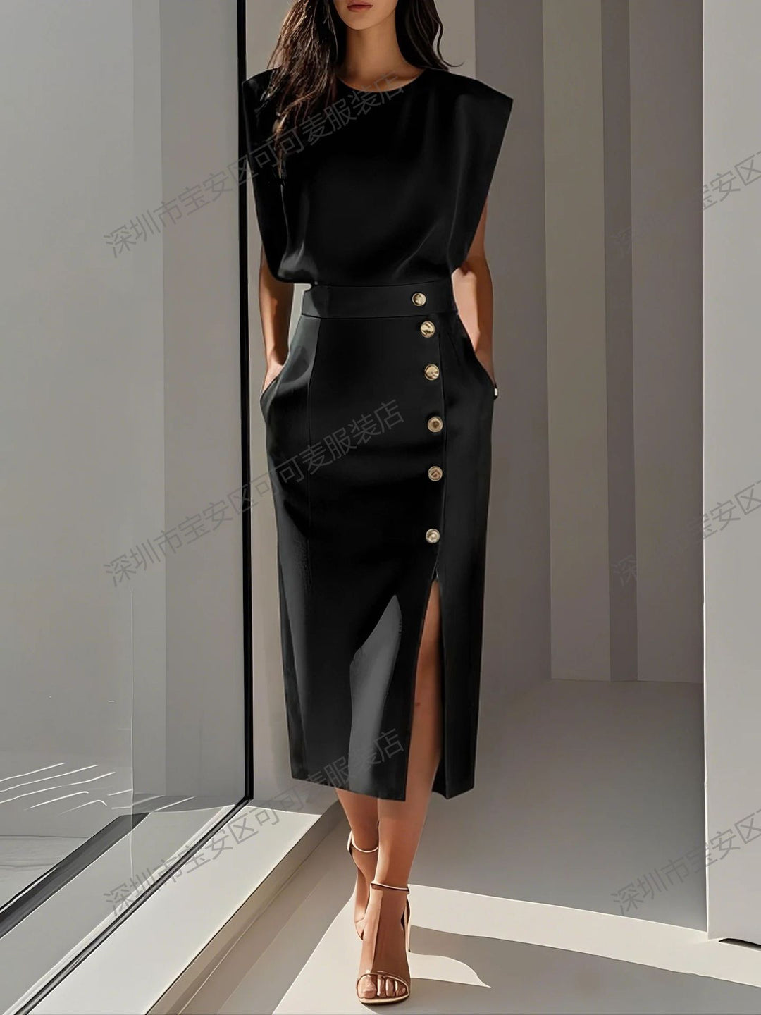 Damen Elegantes Abendkleid mit hohen Schultern und seitlichem Schlitz Drune