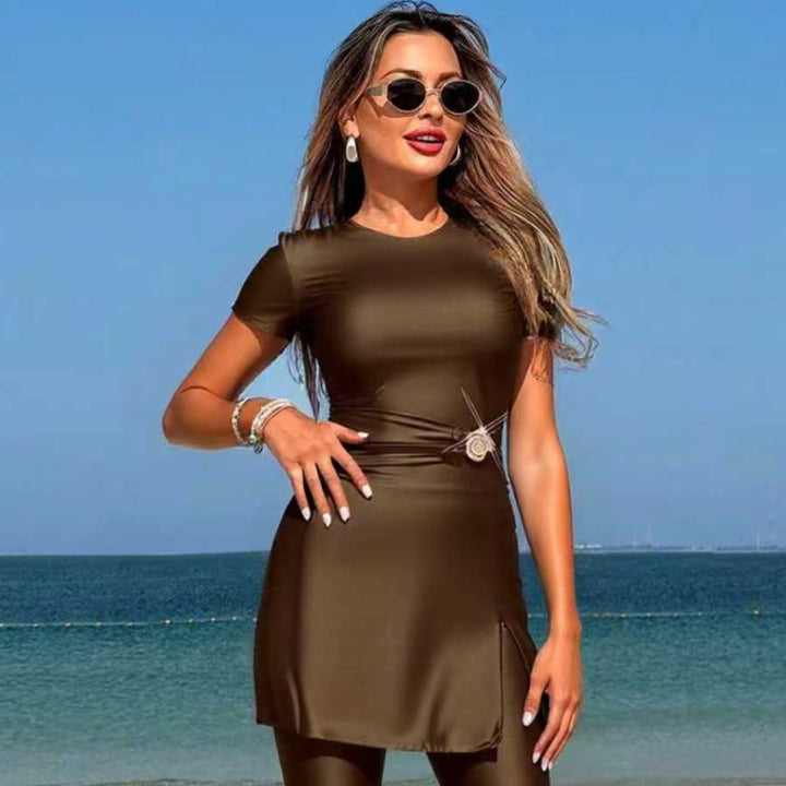 Damen Stylish Sportanzug mit Short und Wickeloptik Drune