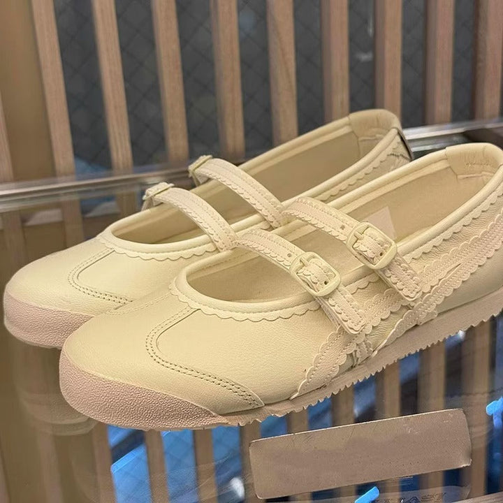Damen Ballerinas mit verspieltem Riemendesign und hochwertiger Lederoberfläche Drune