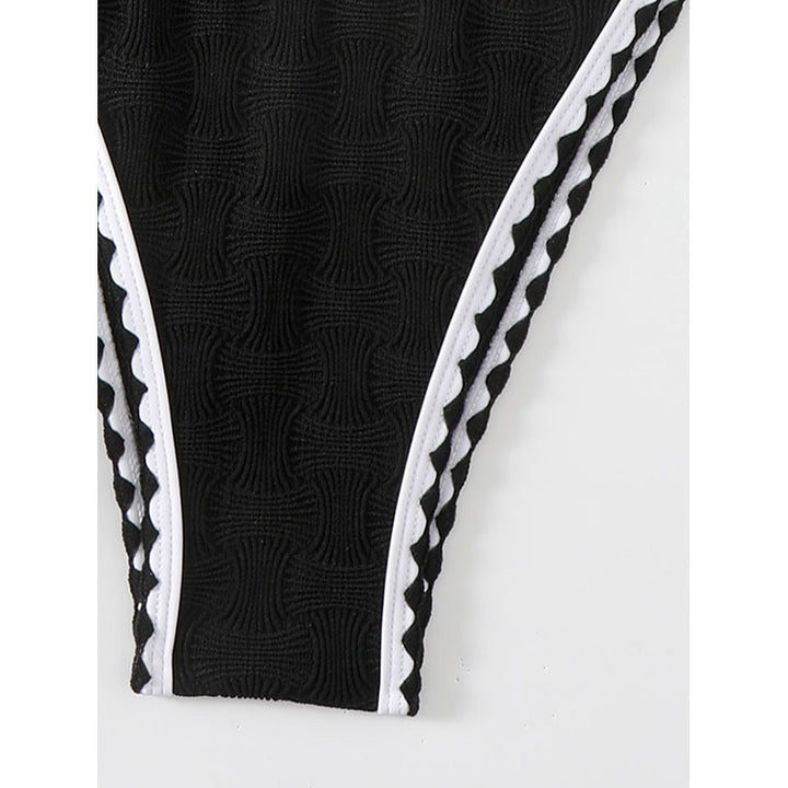 Damen-Bikini mit strukturiertem Oberteil und trendigen Kontrastdetails Drune