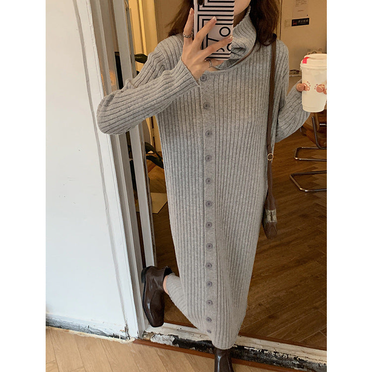 Damen Strickkleid mit hohem Kragen und Knopfverschluss Drune