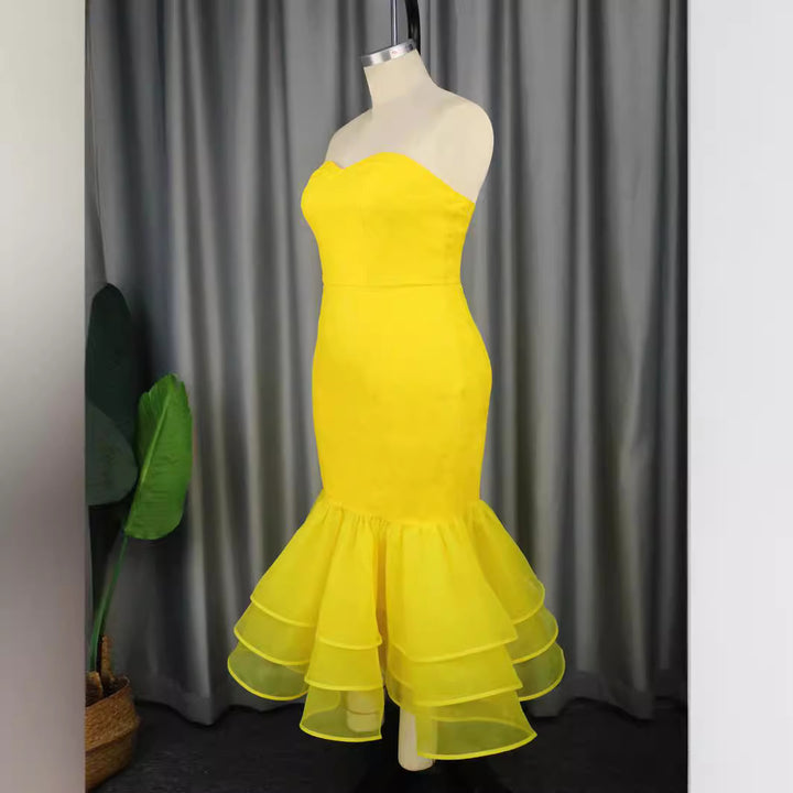 Damen Abendkleid mit schulterfreiem Oberteil und voluminösem Volantsaum Drune