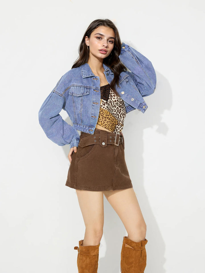 Damen cropped Jeansjacke mit voluminösen Ärmeln und modischen Knopfdetails Drune
