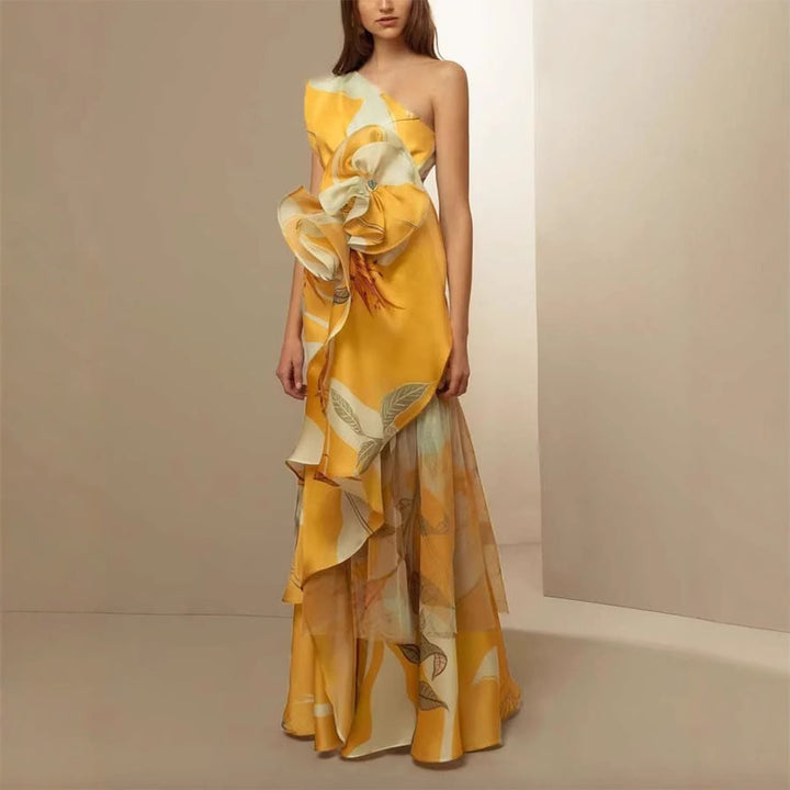 Damen elegantes asymmetrisches Abendkleid mit fließendem Rock und auffälligen Rüschendetails Drune