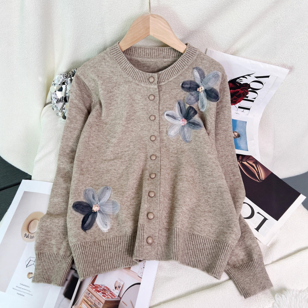 Damen Strickjacke mit floralem Design und Knopfverschluss Drune