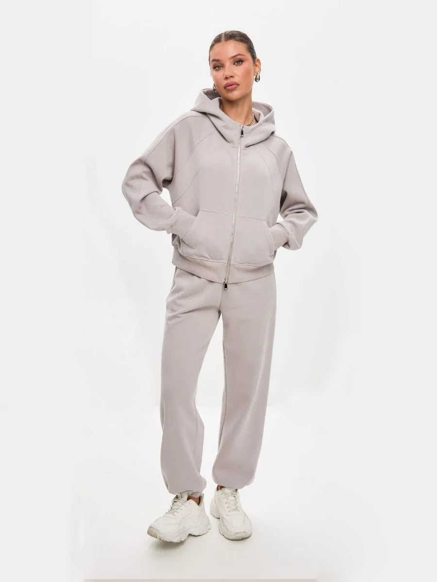 Damen Sportliches Set aus Kapuzenjacke und lässigen Jogginghosen Drune