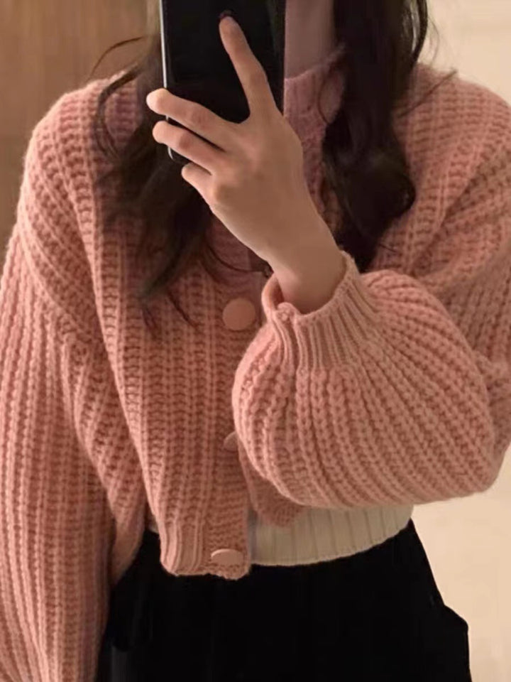 Damen Grobstrickcardigan mit voluminösen Ärmeln und großen Knöpfen Drune