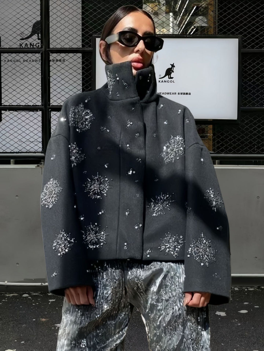 Damen Modische Oversized-Jacke mit funkelnden Applikationen Drune