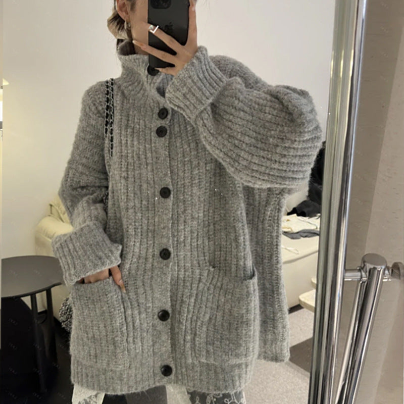 Damen Strickjacke mit tiefem V-Ausschnitt und praktischen Taschen Drune