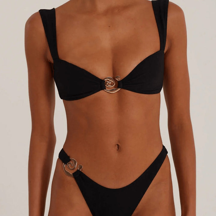 Damen Elegant geschnittenes Bikini-Set mit dekorativen Metallelementen Drune