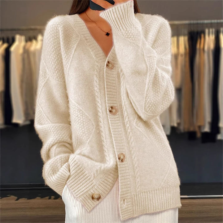 Damen nan oversized Strickcardigan mit Zopfmuster, V‑Ausschnitt und großen Knöpfen Drune