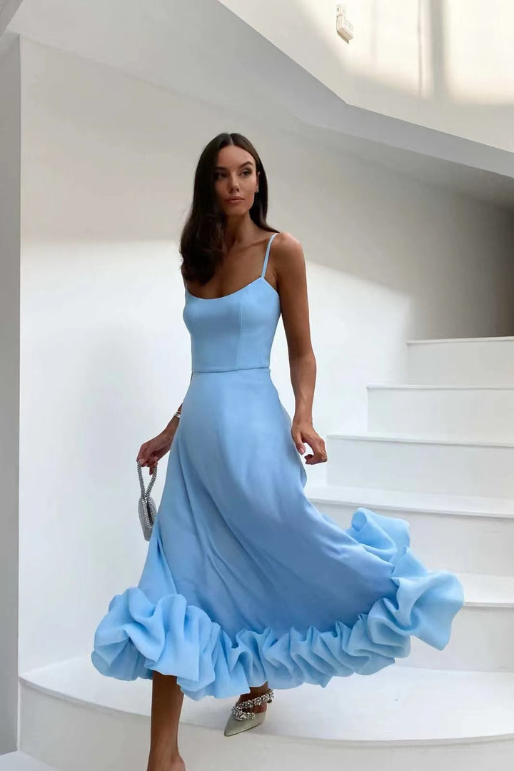 Damen Midi-Kleid mit zarten Spaghetti-Trägern und voluminösem Rüschensaum Drune
