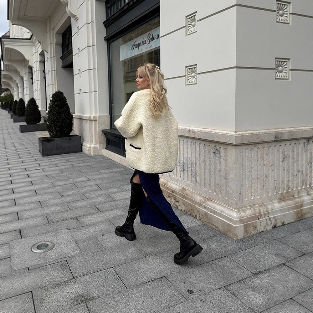 Damen Kunstfelljacke mit modernem Schnitt und praktischen Knopfdetails Drune