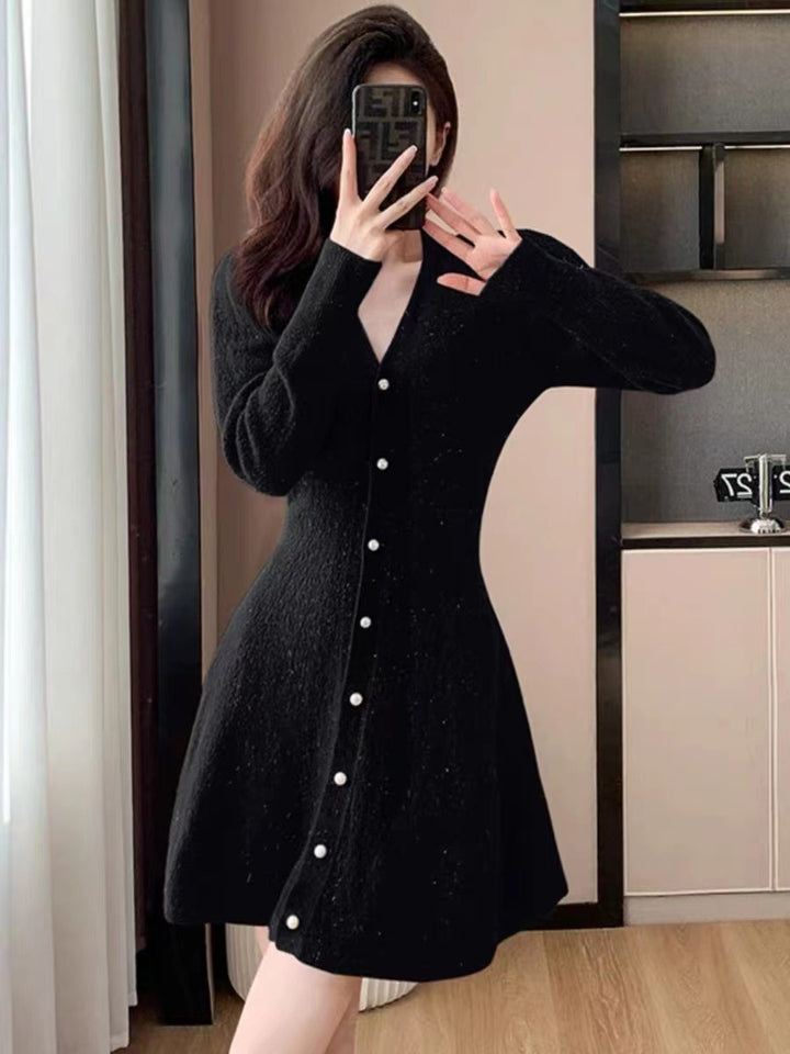Damen Strickkleid mit Knopfleiste und ballettartigen Ärmeln Drune