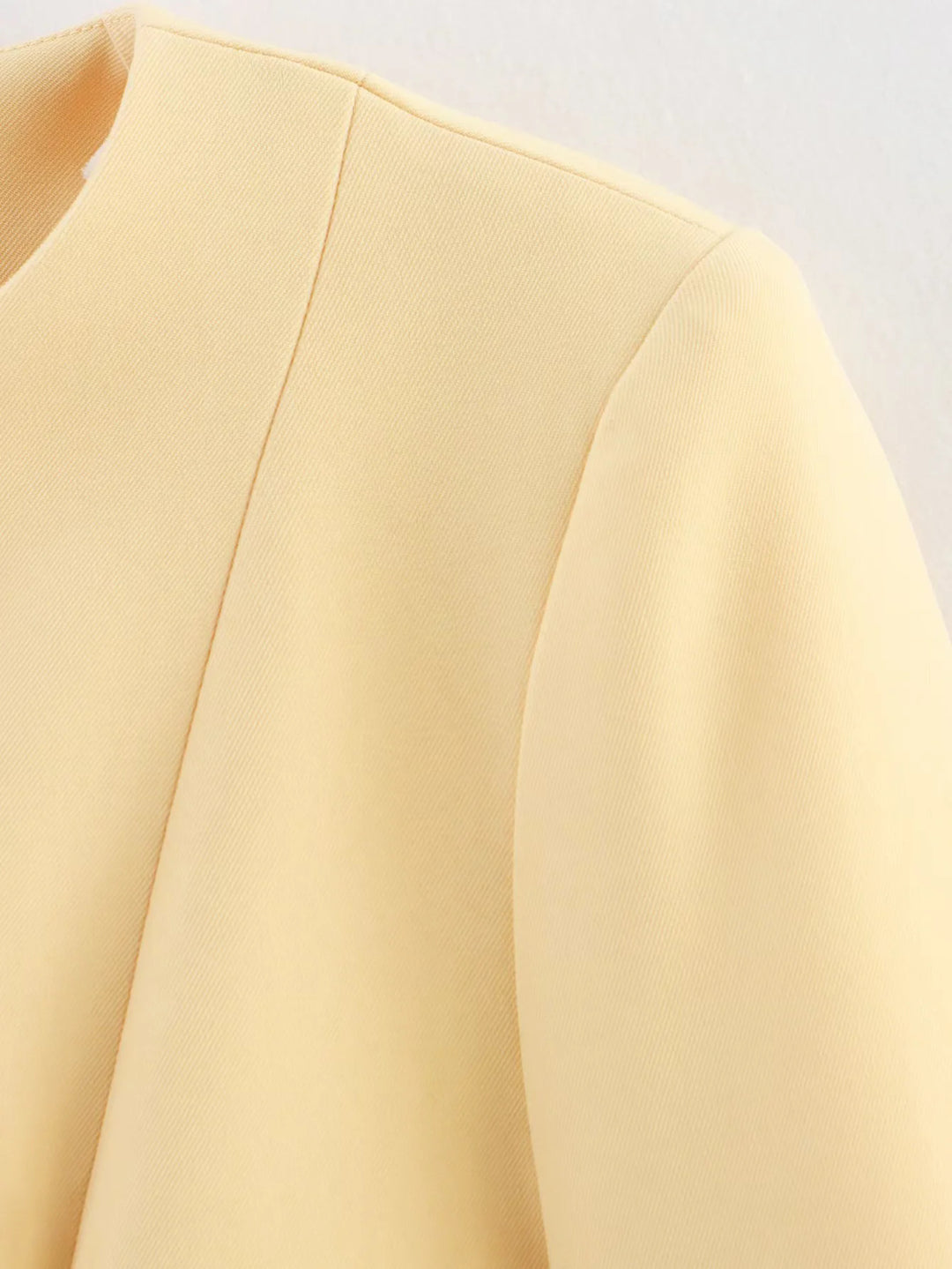 Damen Elegante Blazerjacke mit feinen Knopfdetails und praktischen Taschen Drune