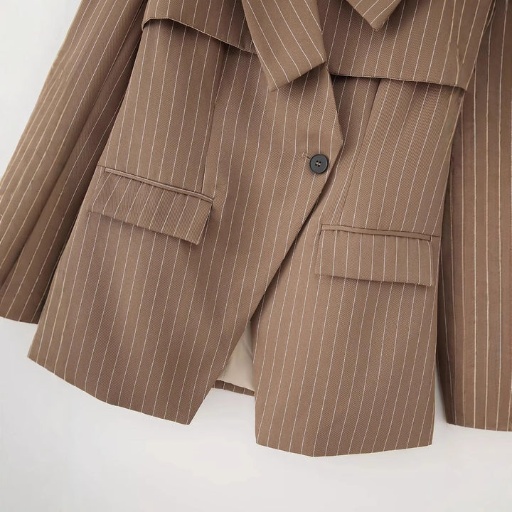 Damen gestreifte Blazerjacke mit elegantem Kragen und praktischen Taschen Drune