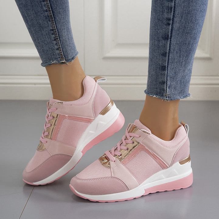 Damen nan sportive Plateau-Sneaker mit perforiertem Microfaser-Obermaterial gepolstertem Komfortfutter und reflektierendem Zierstreifen Drune