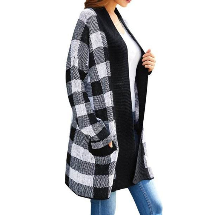 Damen Strickjacke mit kariertem Muster und lässigem Schnitt Drune