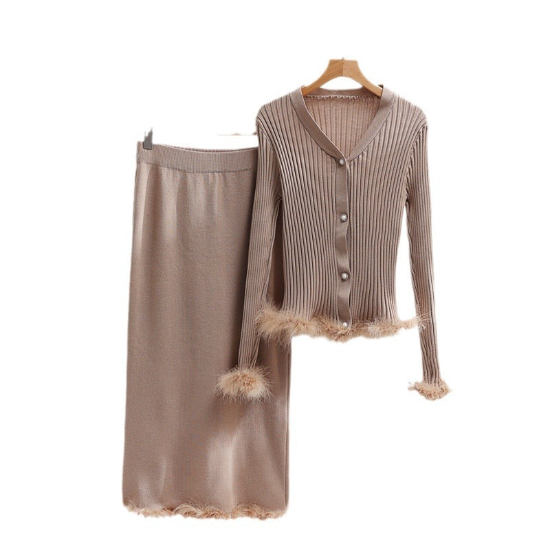 Damen Strickensemble mit feinem Fellbesatz Drune