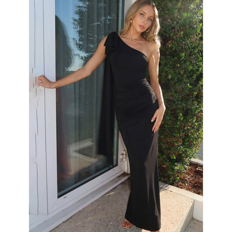 Damen Elegantes Wickelkleid mit asymmetrischem Ausschnitt und Schulterdetails Drune