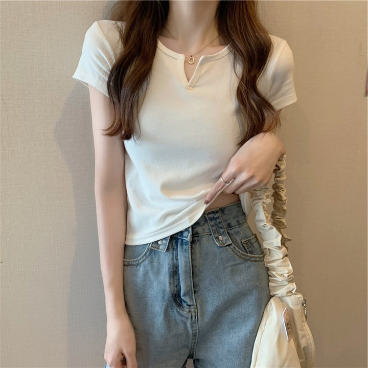 Damen Cropped T-Shirt mit figurbetontem Schnitt und modernen Akzenten Drune