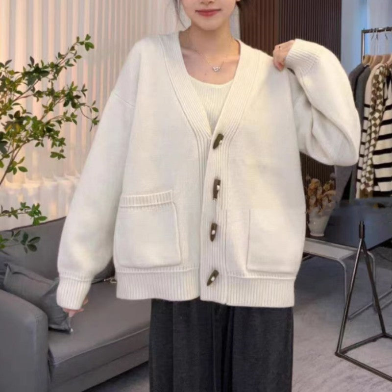 Damen Gemütliche Strickjacke mit modernen Knöpfen und Taschen Drune