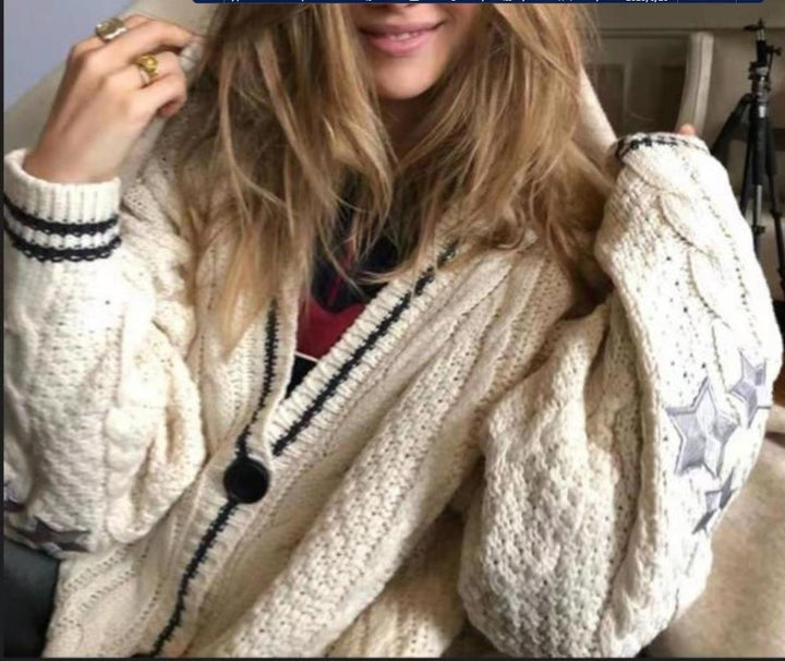 Damen Grobstrickjacke mit Sternen-Details und dekorativen Knöpfen Drune
