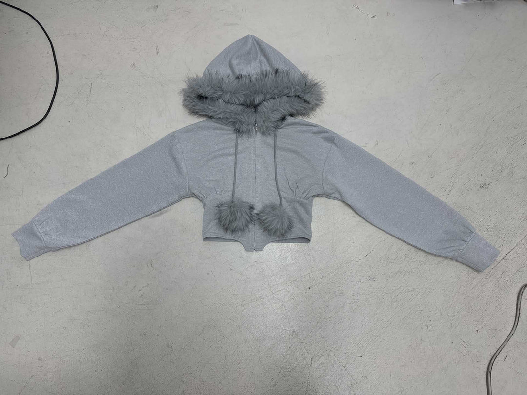 Damen nan kurzes Kapuzen‑Sweatshirt mit Kunstfellbesatz, Reißverschluss und Pompon-Kordeln Drune