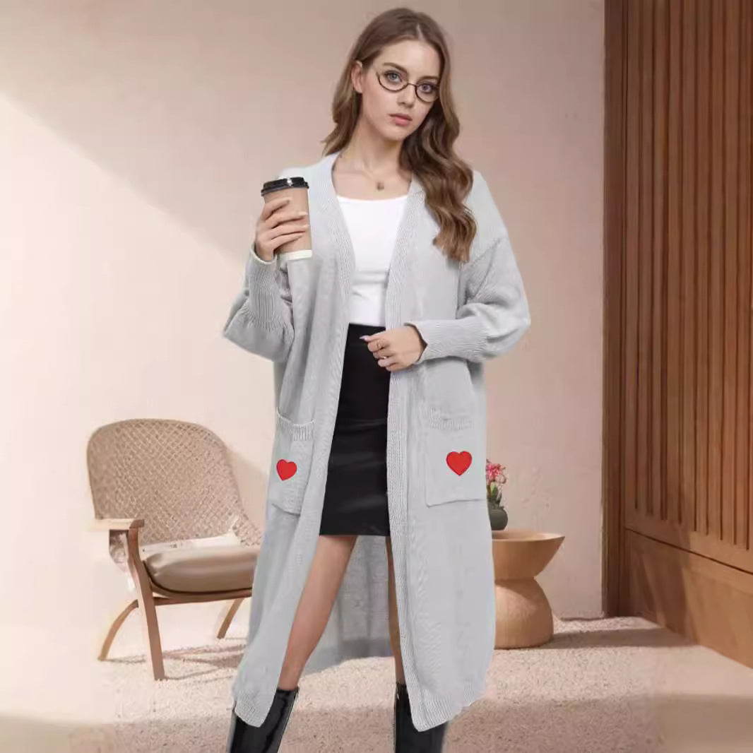 Damen Strickjacke mit Herzapplikationen und lockerer Passform Drune