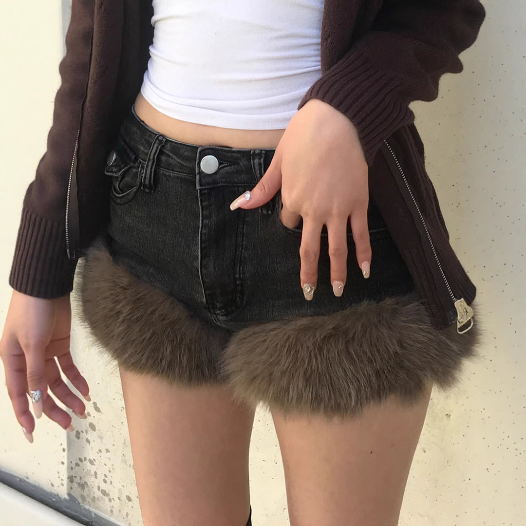 Damen Jeansshorts mit luxuriösem Kunstpelzsaum Drune
