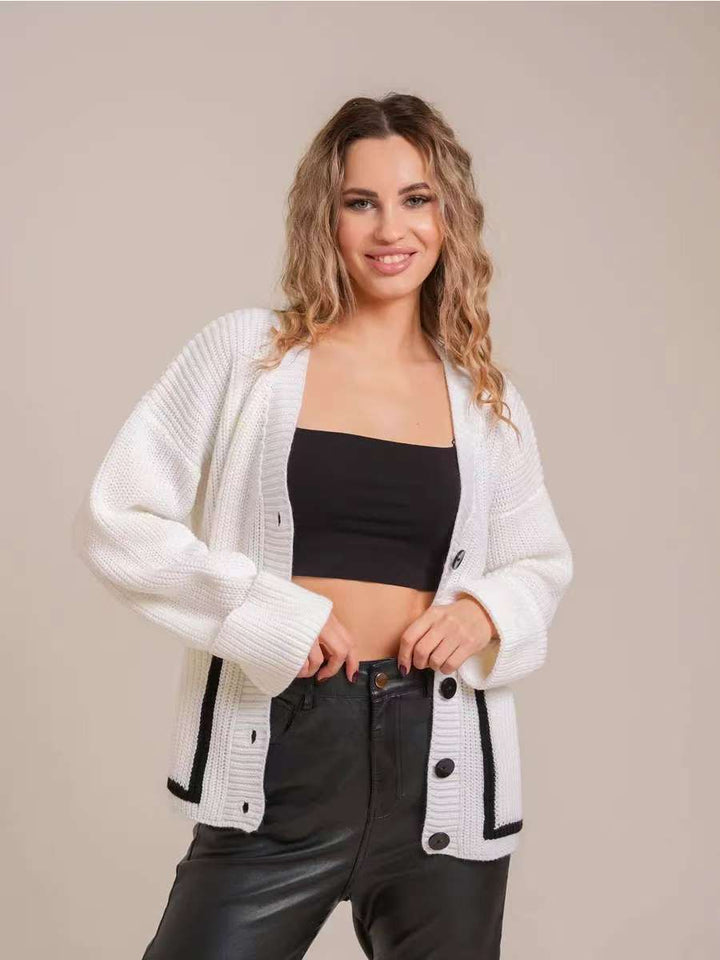 Damen Strickjacke mit modischem Schnitt und praktischen Knöpfen Drune
