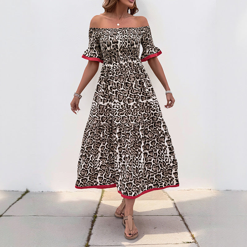 Damen Off-Shoulder Maxikleid mit Rüschendetails und animalischem Muster Drune