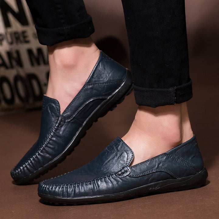 Herren Lederloafer im Mokassin-Stil mit handgenähter Ziernaht, elastischen Seiteneinsätzen und rutschfester Gummilaufsohle Drune