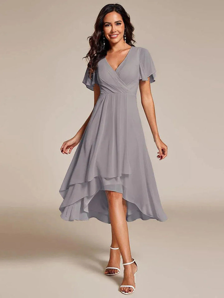 Damen elegantes Midikleid mit fließendem Stoff und asymmetrischen Ärmeln Drune