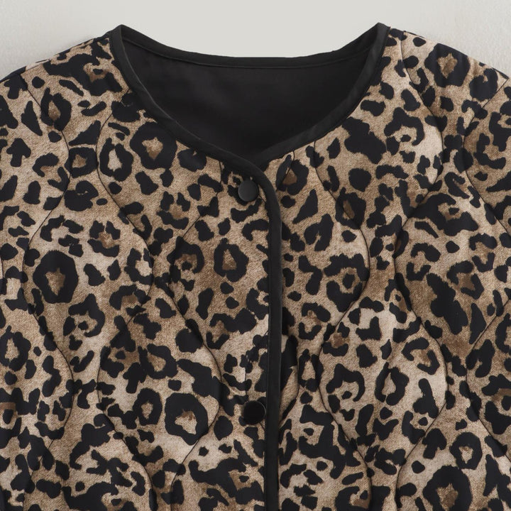 Damen Steppjacke mit modernem Leo-Print und praktischen Taschen Drune