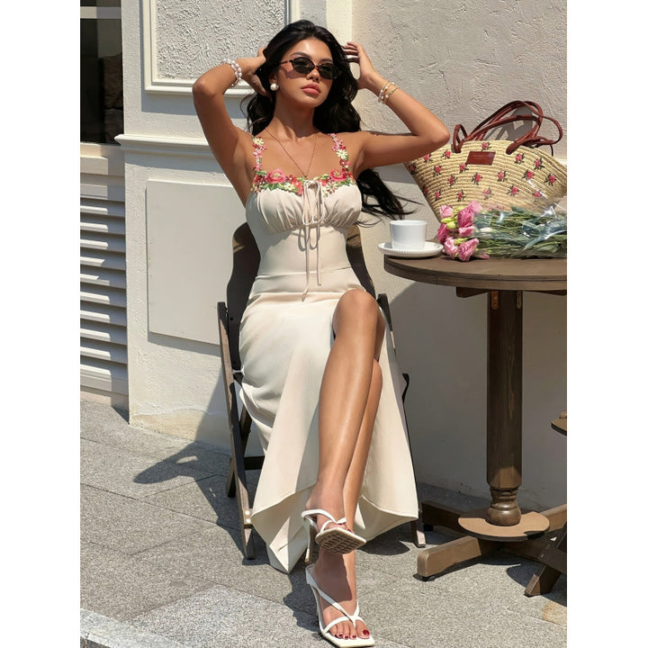 Damen Maxikleid mit floralem Detail und verstellbarem Ausschnitt Drune