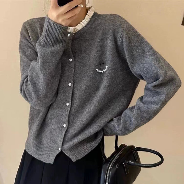 Damen Strickjacke mit Zierknöpfen und festlichem Design Drune
