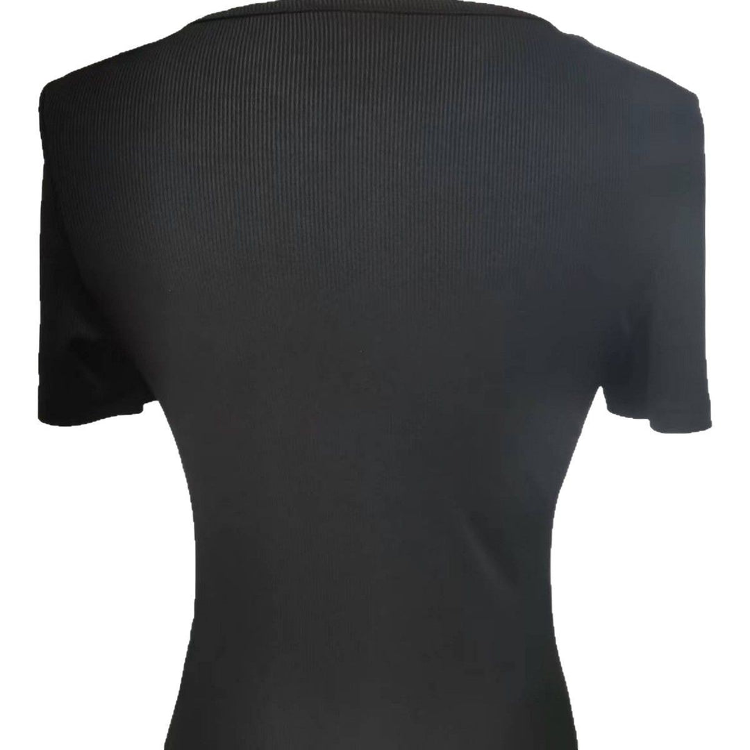 Damen Kurzarm Shirt mit dekorativen Knopfdetails Drune