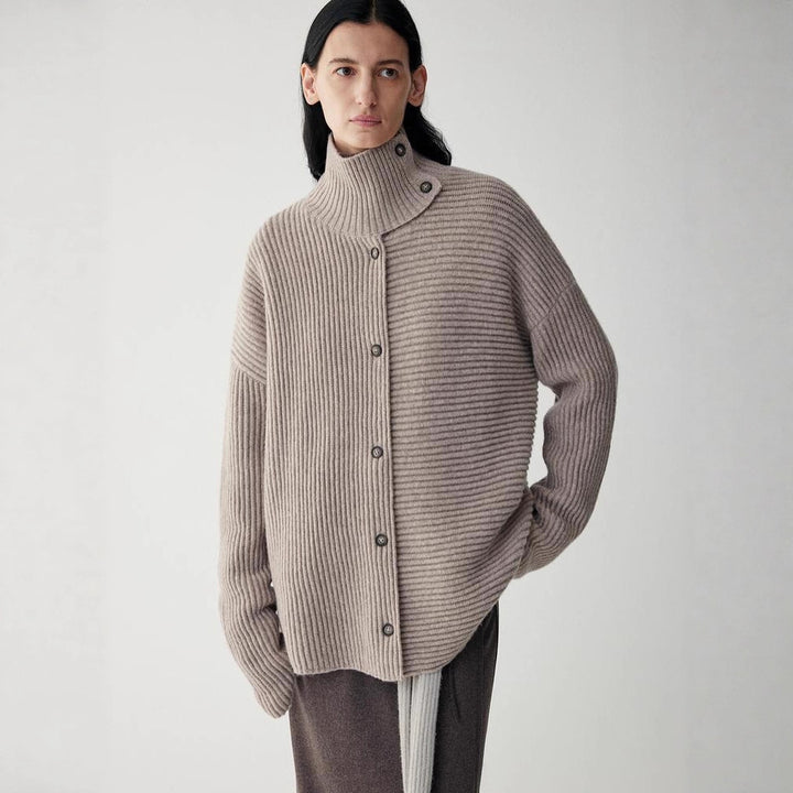 Damen Relaxed Strickjacke mit hohem Kragen und Knopfdetails Drune