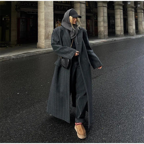 Damen Oversized Mantel mit Nadelstreifen Drune