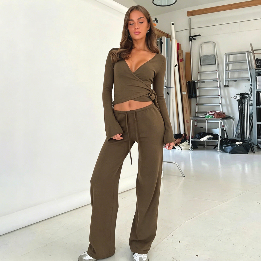 Damen nan Wickel-Cropped-Top mit tiefem V‑Ausschnitt, taillierter Wickelform und langen Glockenärmeln Drune