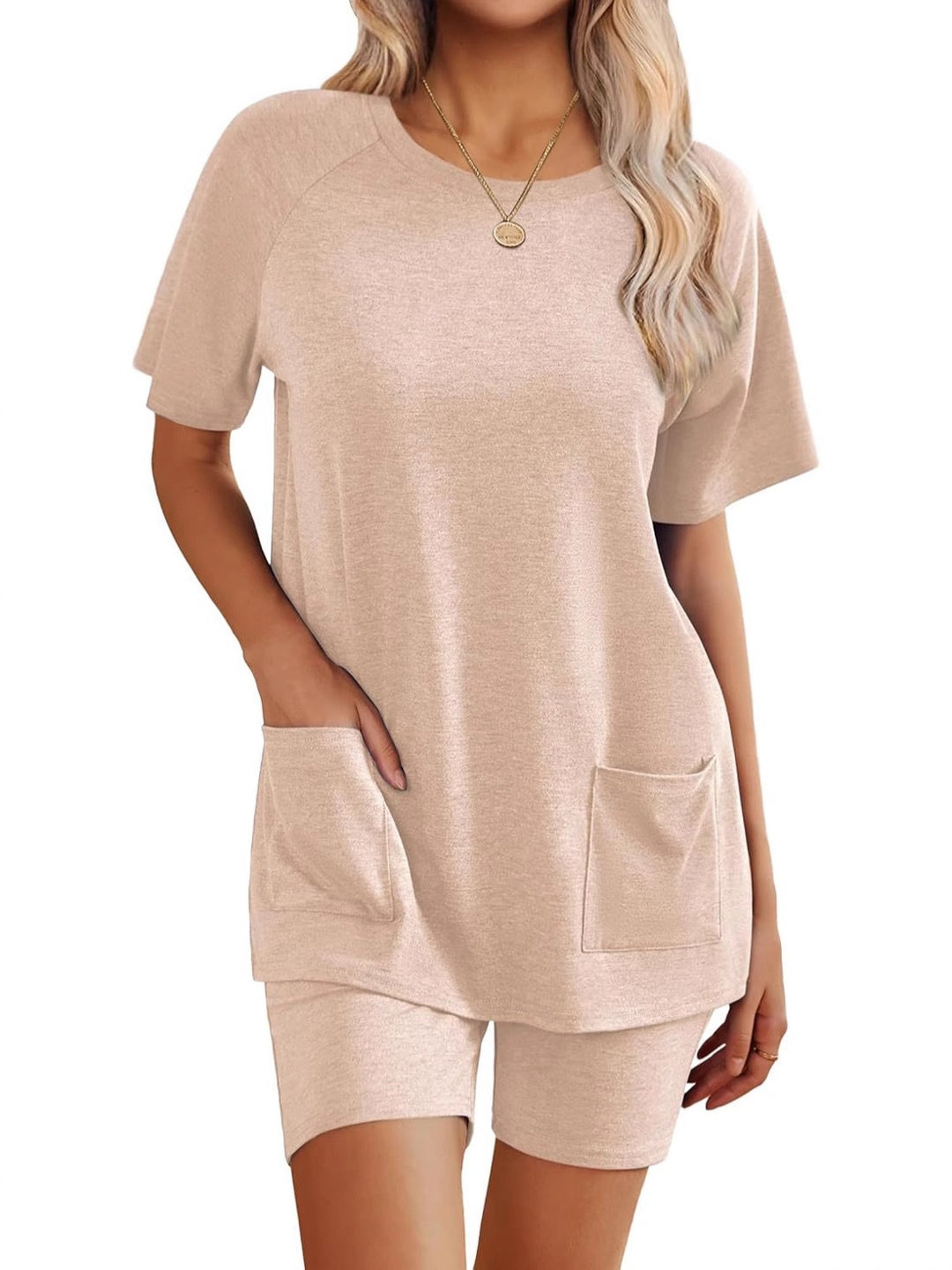 Damen Loungewear-Set mit angenehm weitem Schnitt und praktischen Taschen Drune