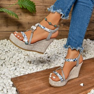 Damen Wedge-Sandaletten mit filigranem Blumenschmuck und komfortablem Jute-Design Drune