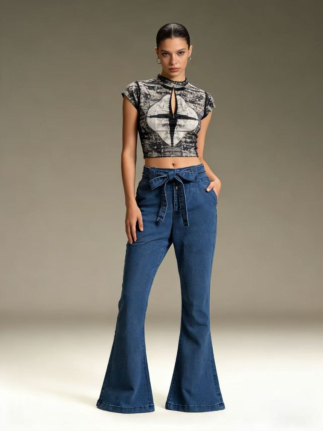 Damen nan High‑Waist Denimhose mit Schleifenbund, hoher Taille und weitem Schlag Drune