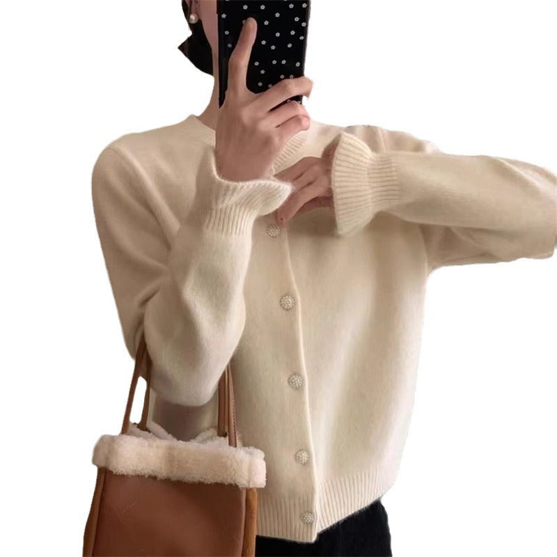 Damen kuschelige Strickjacke mit elegantem Perlenknopfverschluss Drune