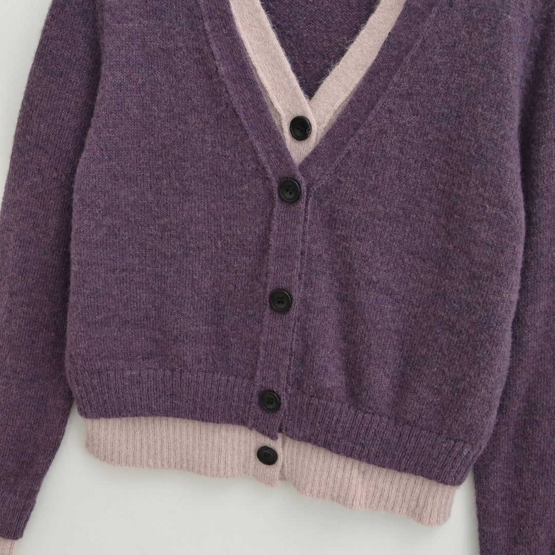 Damen Strickjacke mit V-Ausschnitt und kontrastierenden Details Drune