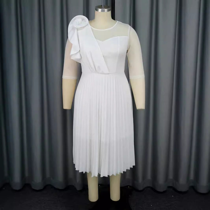 Damen elegantes Plissee-Kleid mit asymmetrischem Design und floralen Akzent Drune