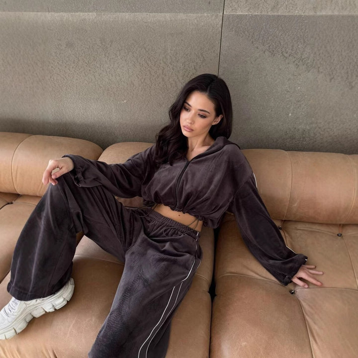 Damen luxuriöses Velours-Loungewear-Set mit cropped Oberteil und weitem Schnitt Drune