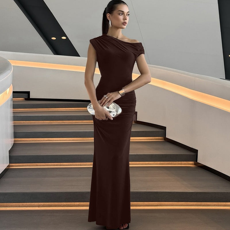 Damen Elegantes Maxikleid mit asymmetrischem Ausschnitt und Raffungen Drune