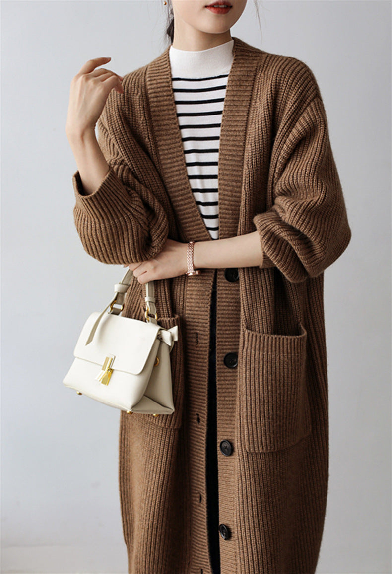 Damen großzügig geschnittener Strickcardigan mit praktischen Taschen und dekorativer Knopfleiste Drune